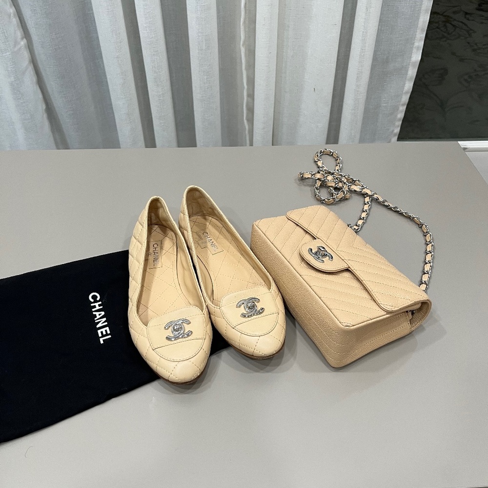 CHANEL flats loafers